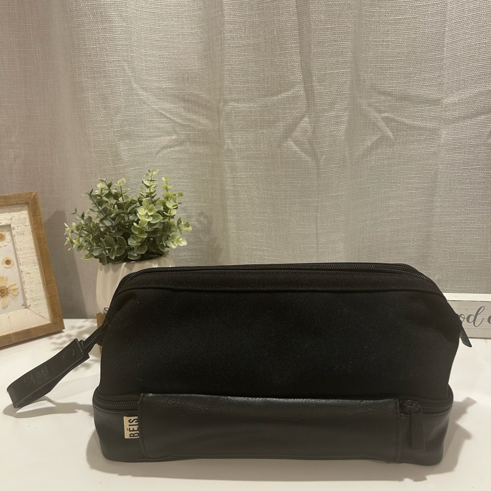 BEIS travel toiletry cosmetic bag. The Dopp Kit in black